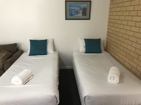 Port Campbell Parkview Motel & Apartments - Holiday Jervis Bay 6