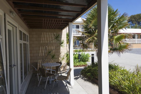 Port Campbell Parkview Motel & Apartments - Holiday Jervis Bay 32