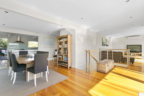 Front Beach House - Holiday Jervis Bay 15