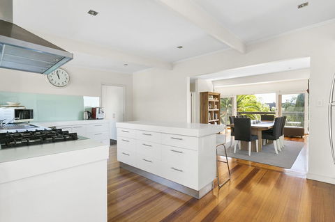 Front Beach House - Holiday Jervis Bay 3