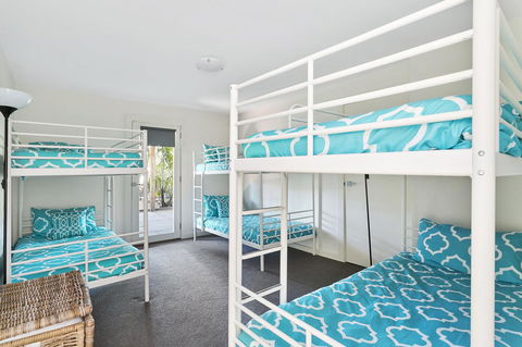 Front Beach House - Holiday Jervis Bay 21