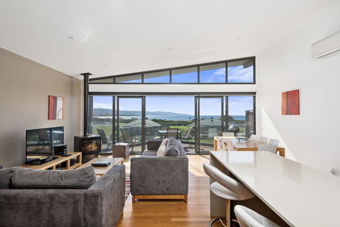 Apollo Bay Cottages - Holiday Jervis Bay 13