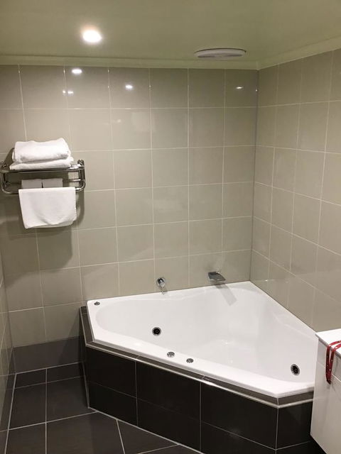 Best Western Melbourne Airport - Holiday Jervis Bay 2