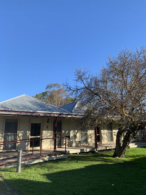 Dunkeld Studio Accommodation - Holiday Jervis Bay 0