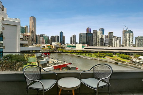 Melbourne Holiday Apartments Flinders Wharf - Holiday Jervis Bay 2