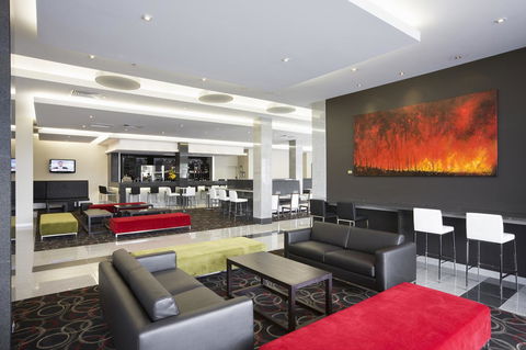 Mantra Melbourne Airport - Holiday Jervis Bay 12