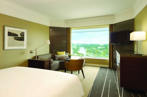 Grand Hyatt Melbourne - Holiday Jervis Bay 8