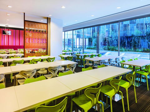 Travelodge Hotel Melbourne Docklands - Holiday Jervis Bay 21