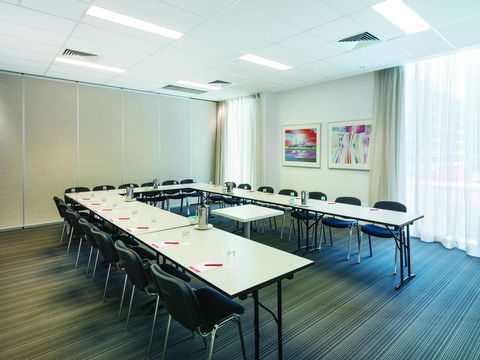 Travelodge Hotel Melbourne Docklands - Holiday Jervis Bay 11