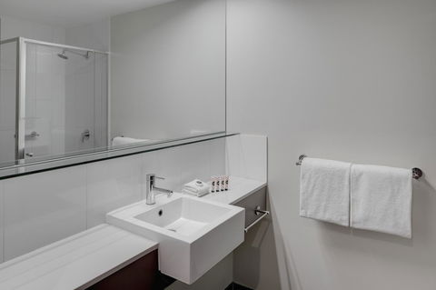 Travelodge Hotel Melbourne Docklands - Holiday Jervis Bay 14