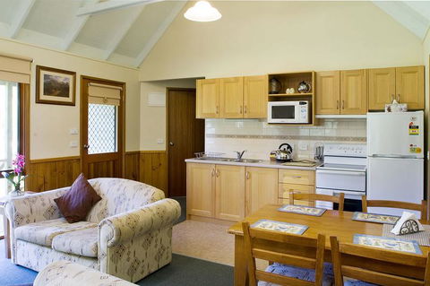 Shady Brook Cottages - Holiday Jervis Bay 2