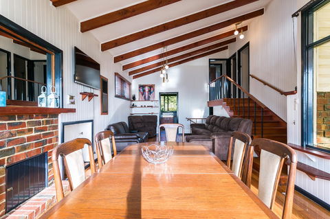 Beach Front Beauty - Ocean Front Views - Holiday Jervis Bay 4