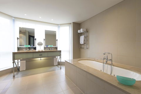 The Westin Melbourne - Holiday Jervis Bay 4