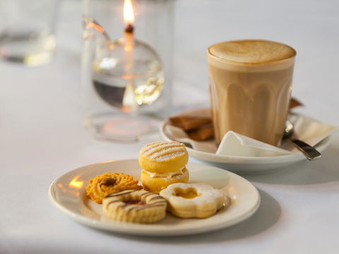 Hotel Grand Chancellor Melbourne - Holiday Jervis Bay 37
