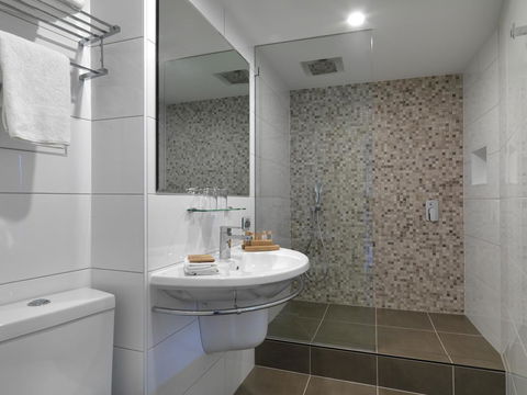 Hotel Grand Chancellor Melbourne - Holiday Jervis Bay 6