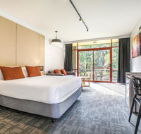 Nightcap at York on Lilydale - Holiday Jervis Bay