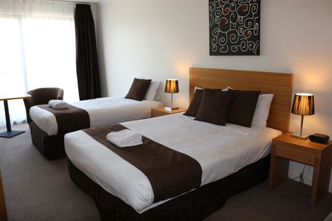 Bairnsdale International - Holiday Jervis Bay 28