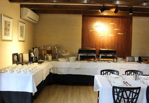 Eltham Gateway Hotel & Conference Centre - Holiday Jervis Bay 13
