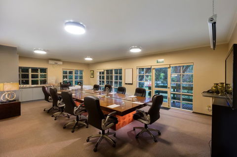 Eltham Gateway Hotel & Conference Centre - Holiday Jervis Bay 12