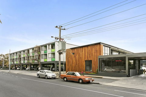 Melbourne's Princes Park Hotel - Holiday Jervis Bay 9