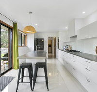 Fairhills - NEW LISTING beautifully styled - Holiday Jervis Bay