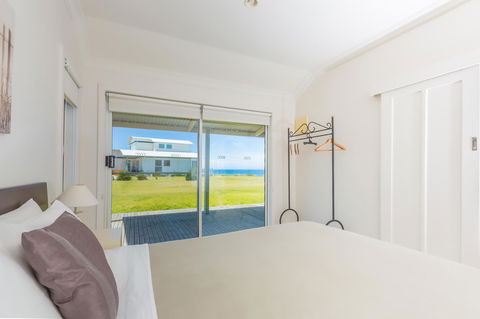 Cottages For Couples - Holiday Jervis Bay 17