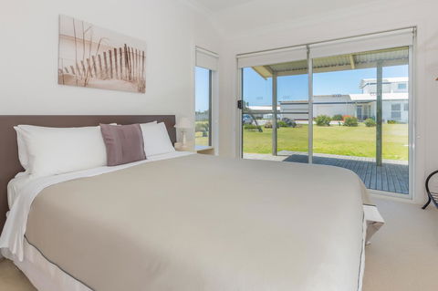Cottages For Couples - Holiday Jervis Bay 25