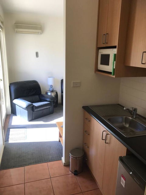 Lakeside Conti Villas - Holiday Jervis Bay 9