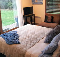 The Gurdies Room with Amazing Sunset Views - Holiday Jervis Bay