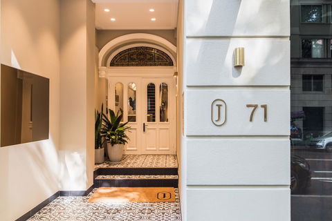 The Jensen Potts Point - Holiday Jervis Bay 1