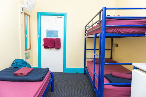 The Jolly Swagman Backpackers Hostel Sydney - Holiday Jervis Bay 2