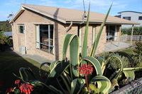 Book Binalong Bay Accommodation Vacations Holiday Jervis Bay Holiday Jervis Bay