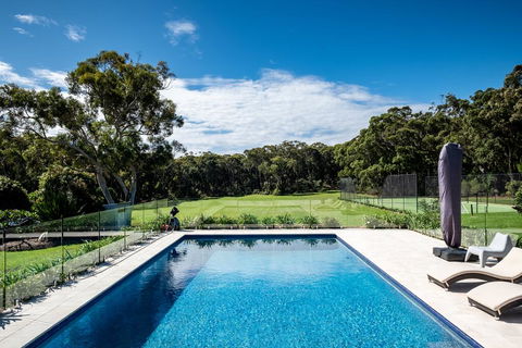 The Pavilion, Killcare - Holiday Jervis Bay 2