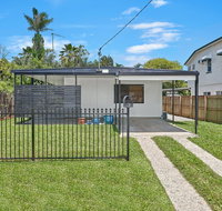 The Red Sparrow 2 - Holiday Jervis Bay