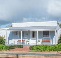 The Rested Guest 3 Bedroom Cottage West Wyalong - Holiday Jervis Bay
