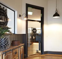 The Royal Hotel Drouin - Holiday Jervis Bay