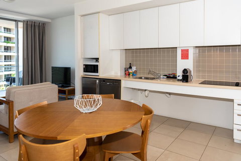 The Sebel Cairns Harbour Lights - Holiday Jervis Bay 3