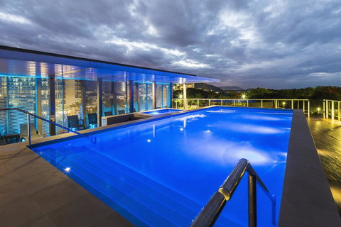 The Sebel Cairns Harbour Lights - Holiday Jervis Bay 1