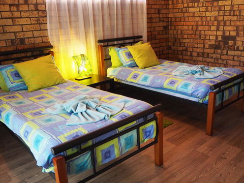 The Treehouse Mandurah - Holiday Jervis Bay 2