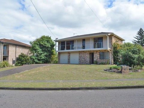 The Verandah', 9 Hanson Avenue - Fantastic Child Friendly Home - Holiday Jervis Bay 0