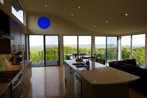The Wave Oasis SC B&B - Holiday Jervis Bay 2