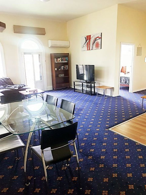 The Wharf Hotel - Holiday Jervis Bay 3