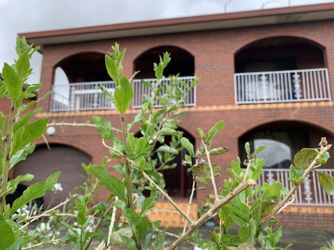 Thomastown Antique House Room 3 - Holiday Jervis Bay 1