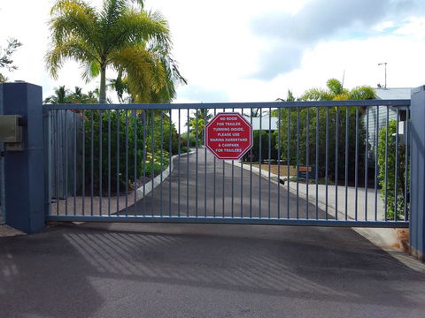 Tin Can Bay Marina Villas - Holiday Jervis Bay 3