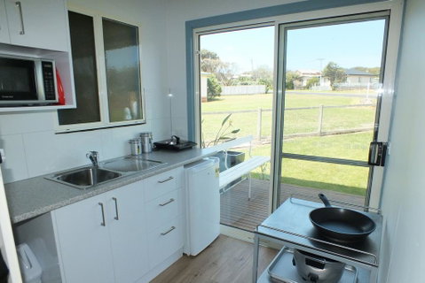Twelve Apostles Port Campbell Bed & Breakfast - Holiday Jervis Bay 2