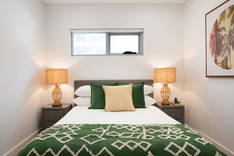 Ultra Modern Studio Suite With Balcony Near Shops - Holiday Jervis Bay 3
