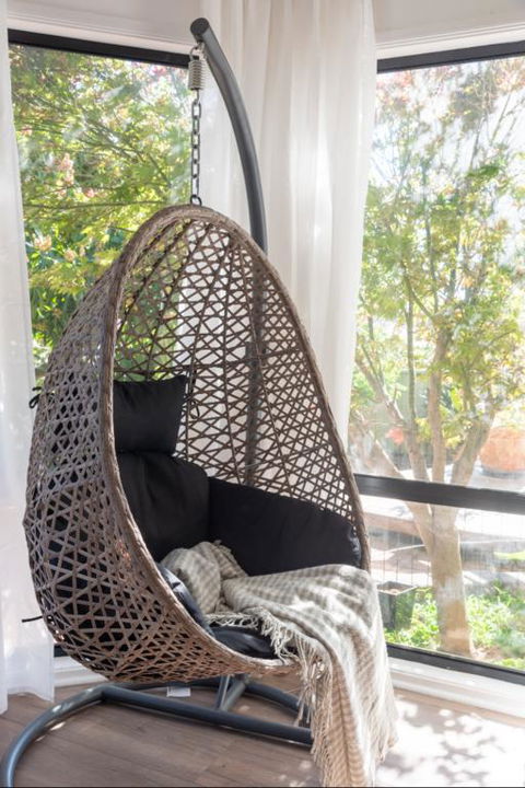 ULTRA SPACIOUS STYLISH HOME IN PRESTONS - SYDNEY - Holiday Jervis Bay 3