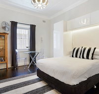 Unbeatably located Art Deco Surry Hills studio - Holiday Jervis Bay