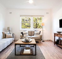 Unit 1/52 Mount St - Aquarium- Ground Floor Home 5 mins walk to Beach - Holiday Jervis Bay