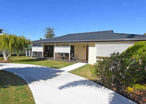 Urangan Harbour Bungalow - Holiday Jervis Bay 0